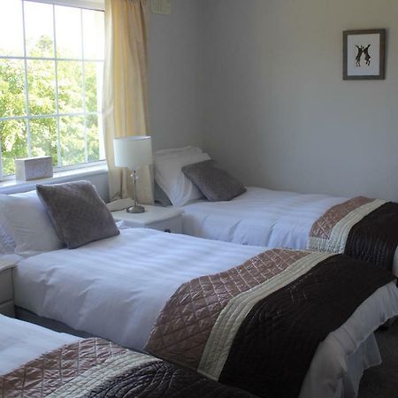 5 Mins Walk To Carrick - Sleeps 12 - Off Road Parking - Modern Houseヴィラ エクステリア 写真
